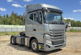 JAC K7 (МРМ 18т) ТЯГАЧ 4×2 АКПП